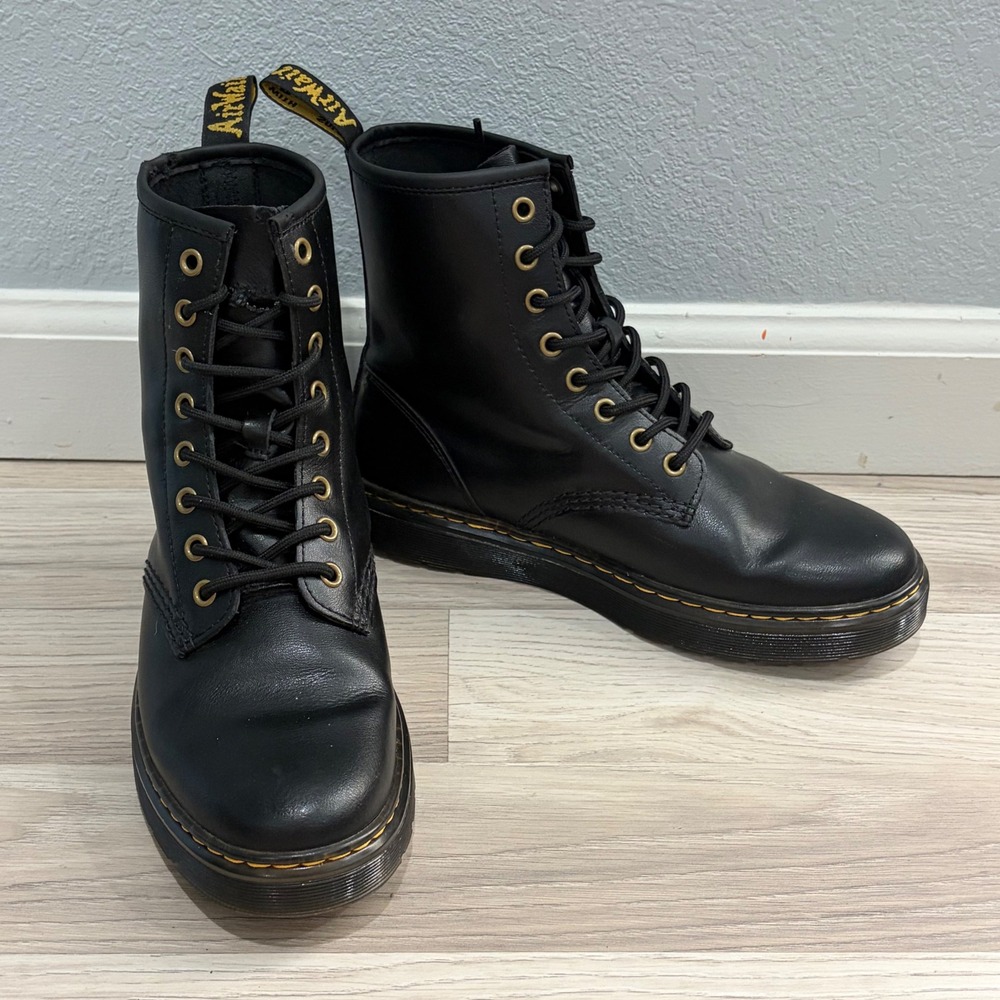Dr. Martens Zavala Black Leather Combat Boots Gold-Tone Eyelets Women 8 Mens 7